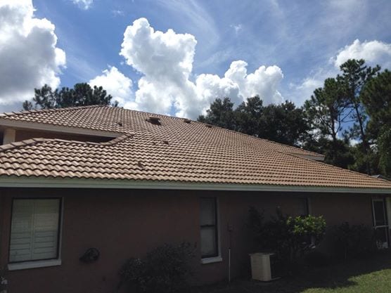 Roof Cleaning Davenport